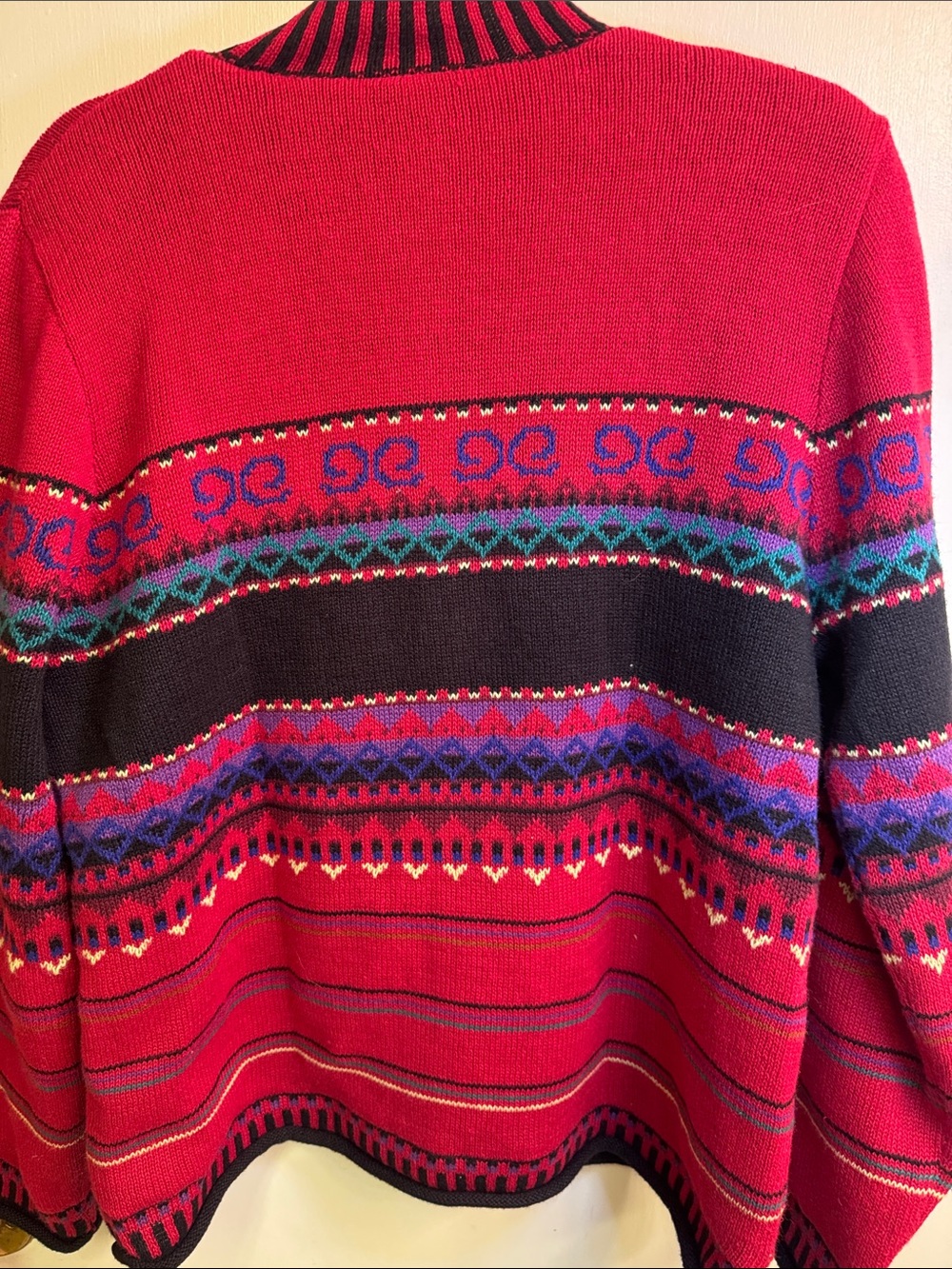 Koret Red Zip-Front Embroidered Pattern Jacket - Picture 4 of 5